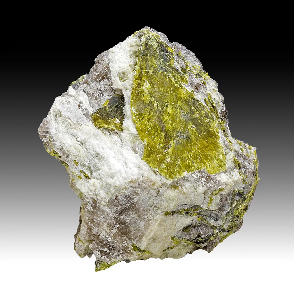 Chrysoberyl image