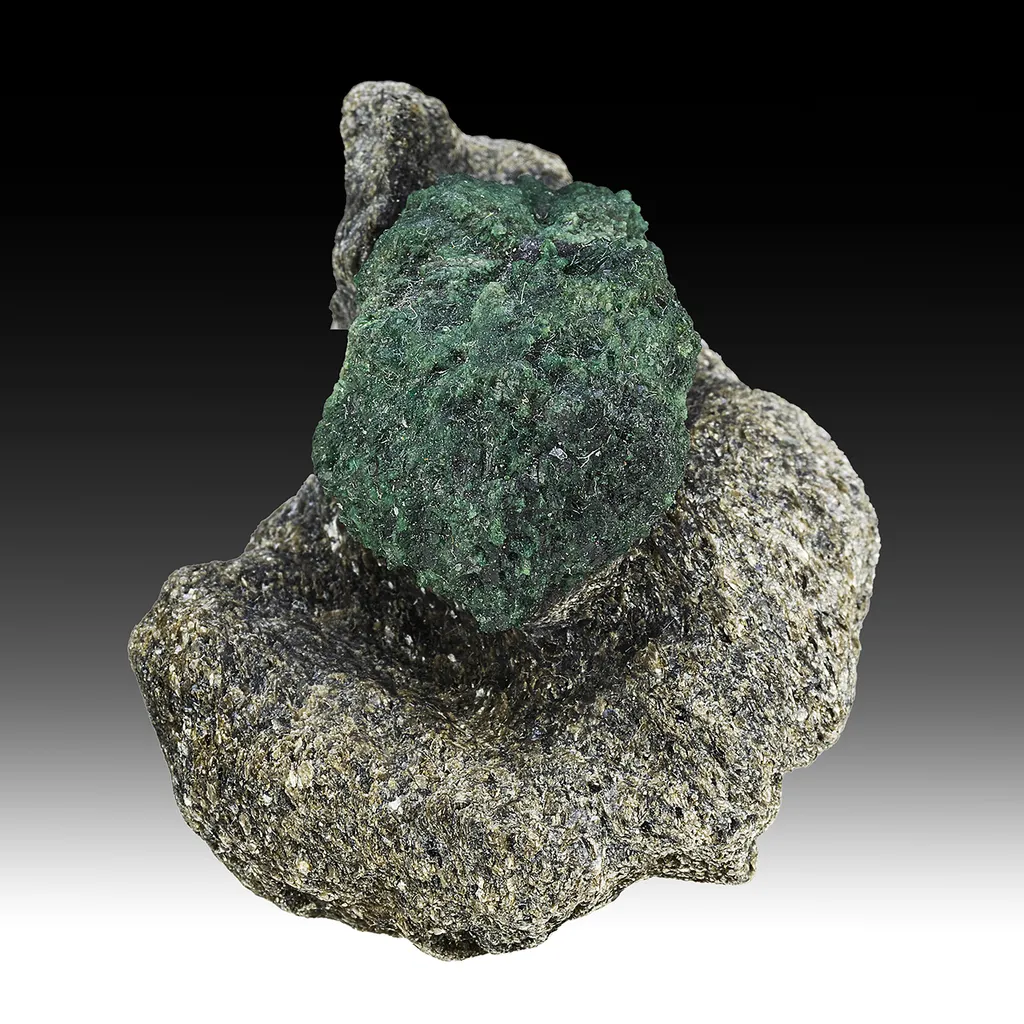 Chrysoberyl image