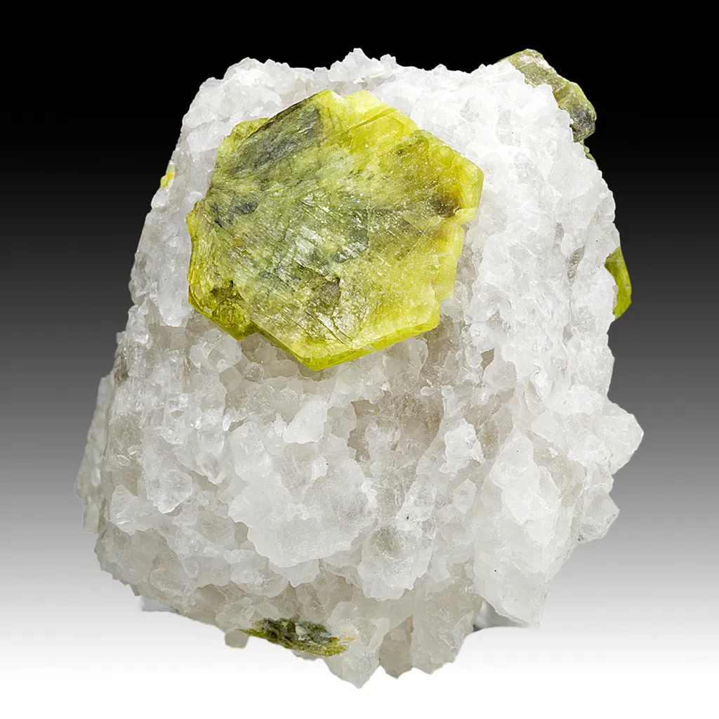 Chrysoberyl image