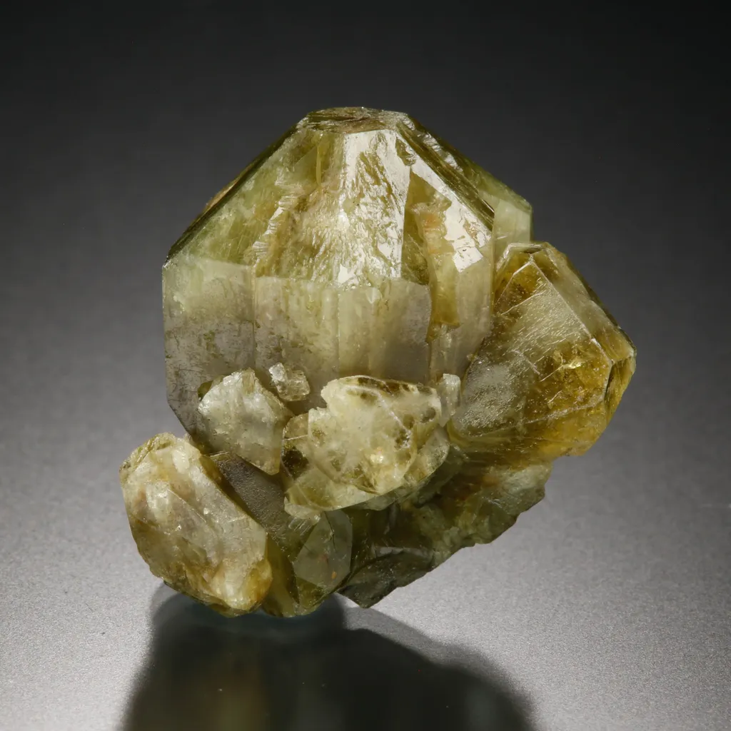 Chrysoberyl image