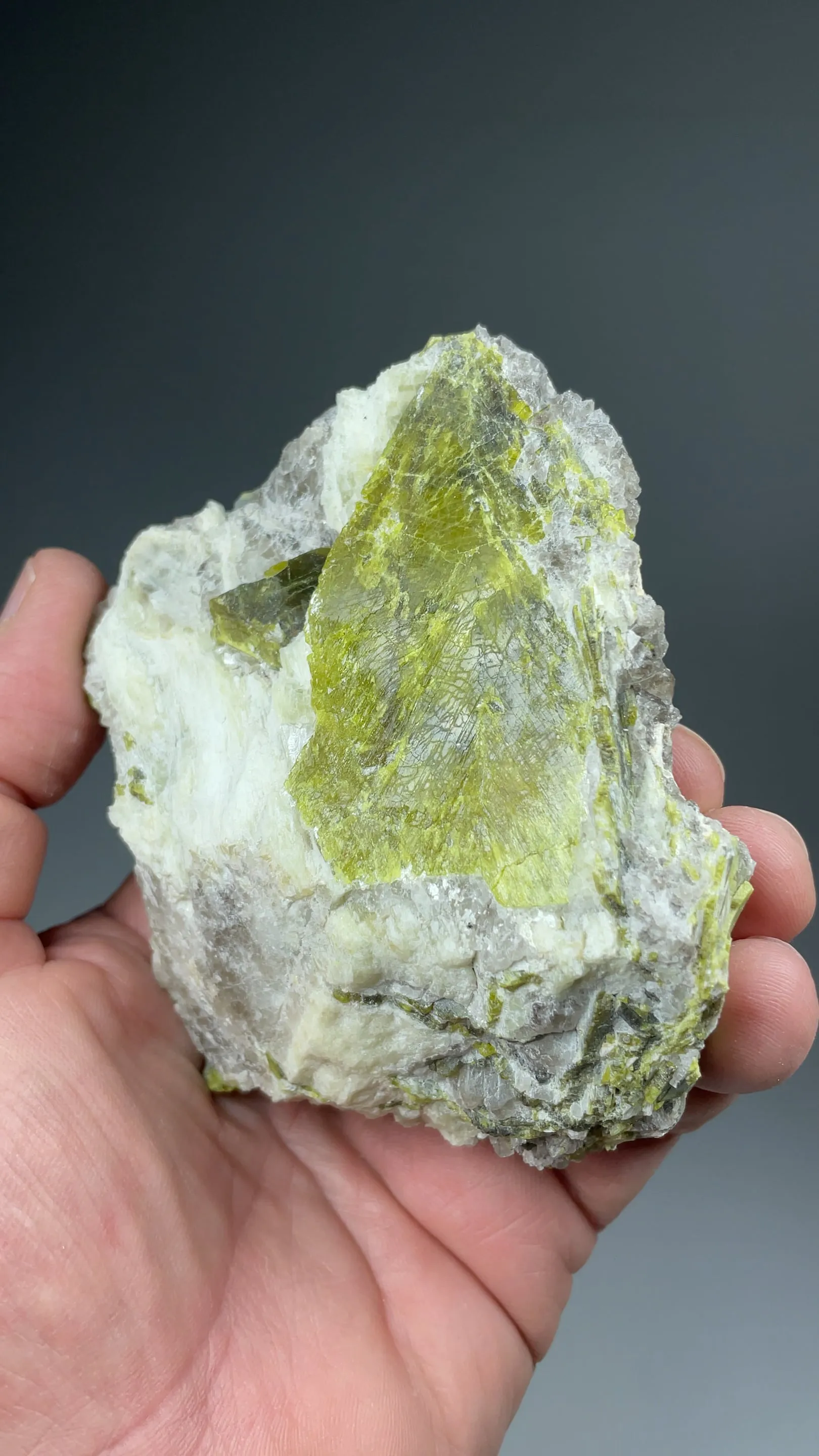 Chrysoberyl - image 2
