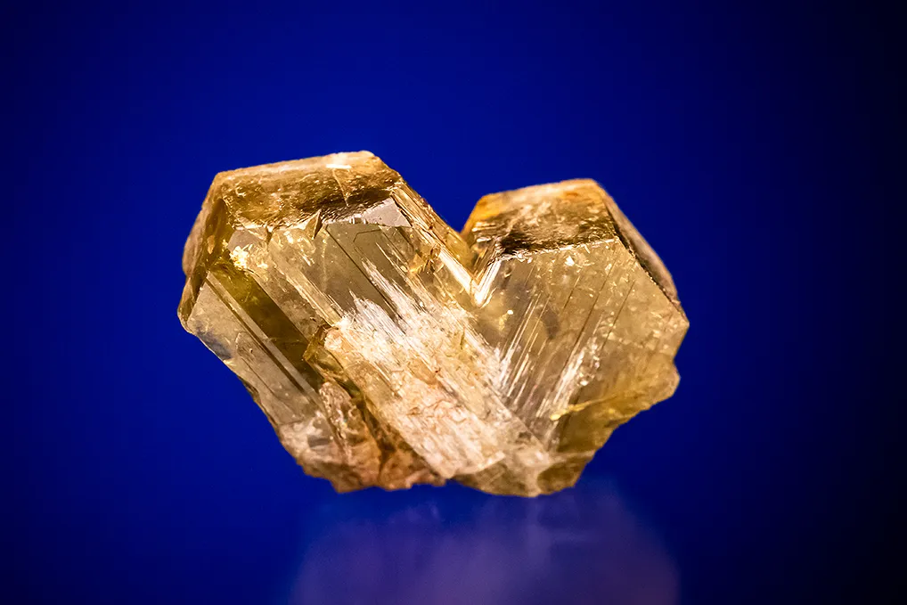 Chrysoberyl image