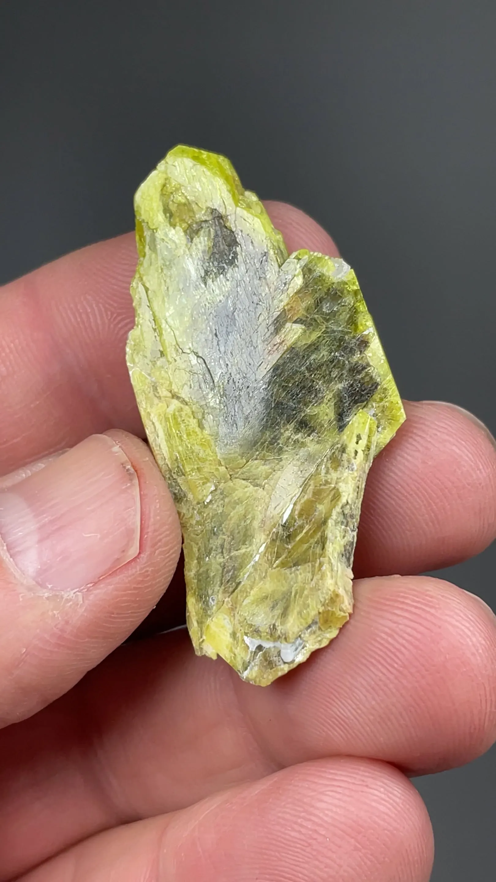 Chrysoberyl - image 2