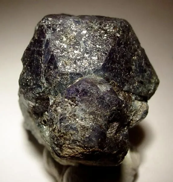 Chrysoberyl, Chrysoberyl (Var: Alexandrite) image