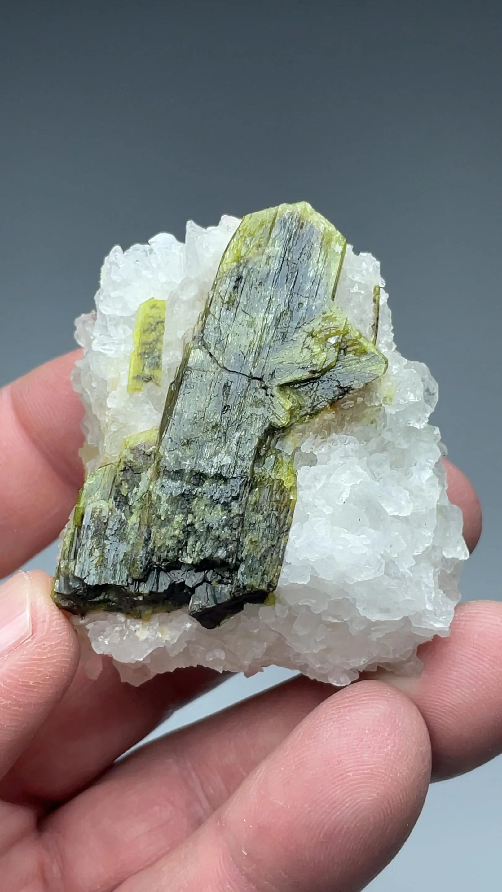 Chrysoberyl - image 2