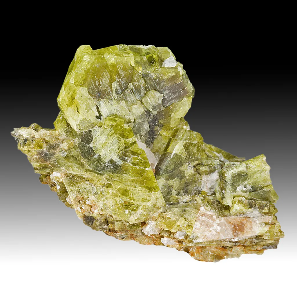 Chrysoberyl image