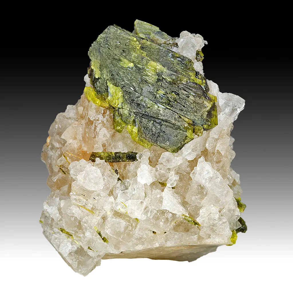 Chrysoberyl image