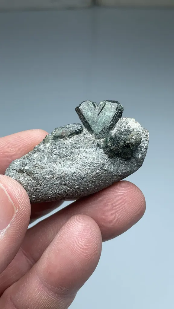 Chrysoberyl - image 2