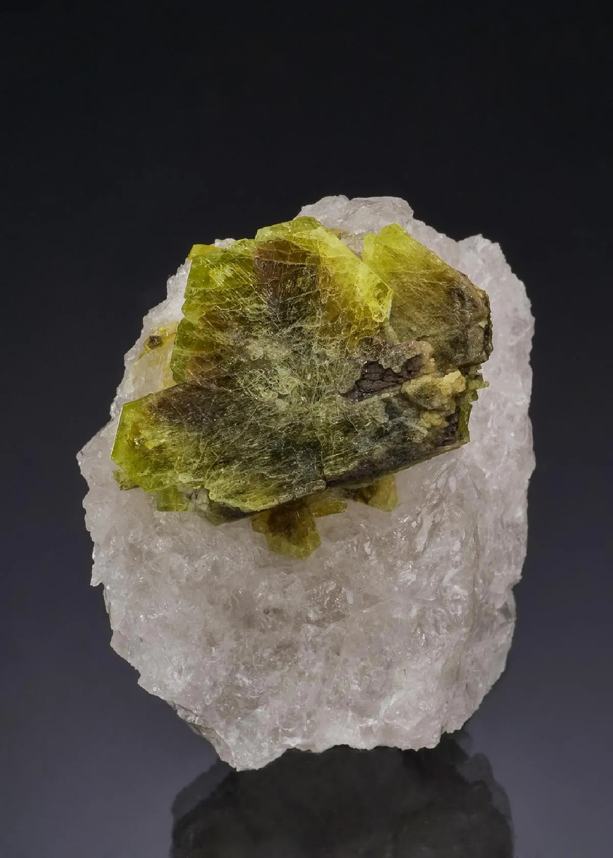Chrysoberyl on Quartz - image 1