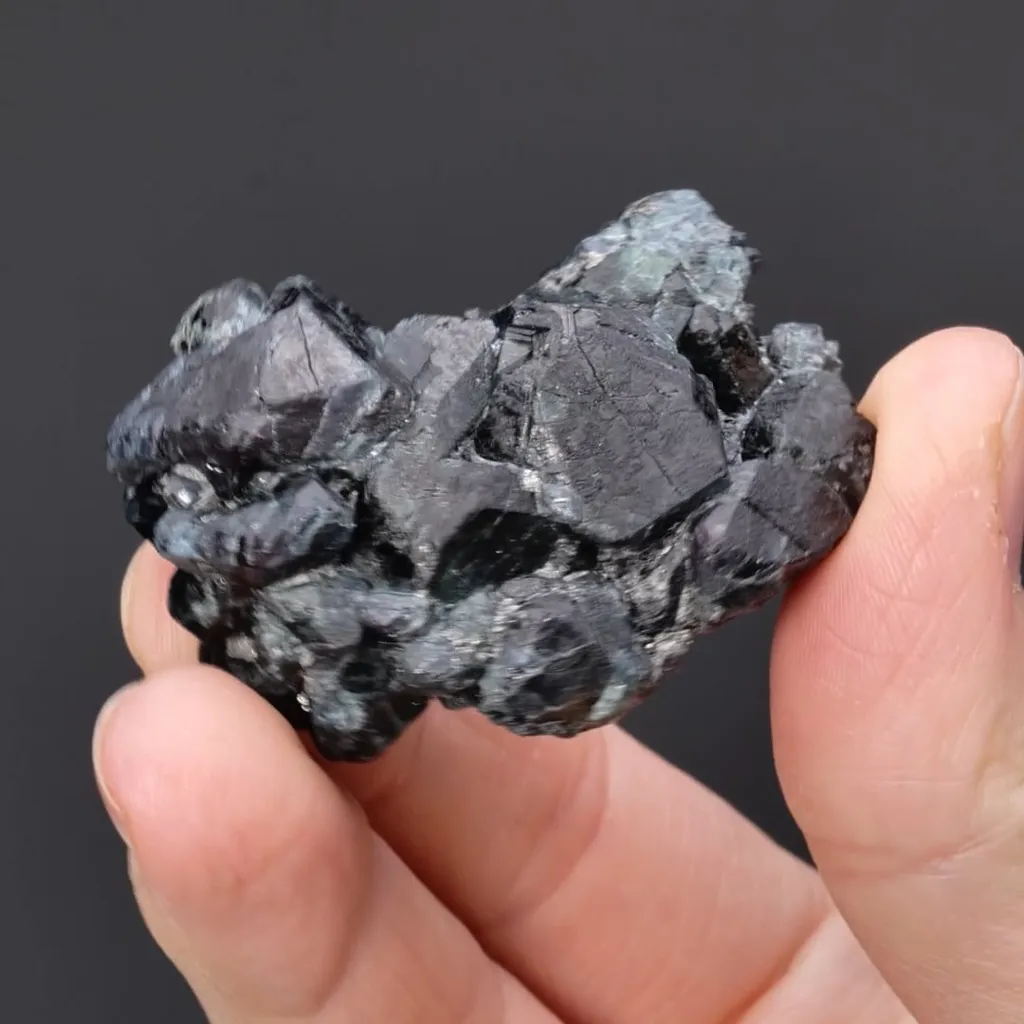 Chrysoberyl var. Alexandrite - image 2