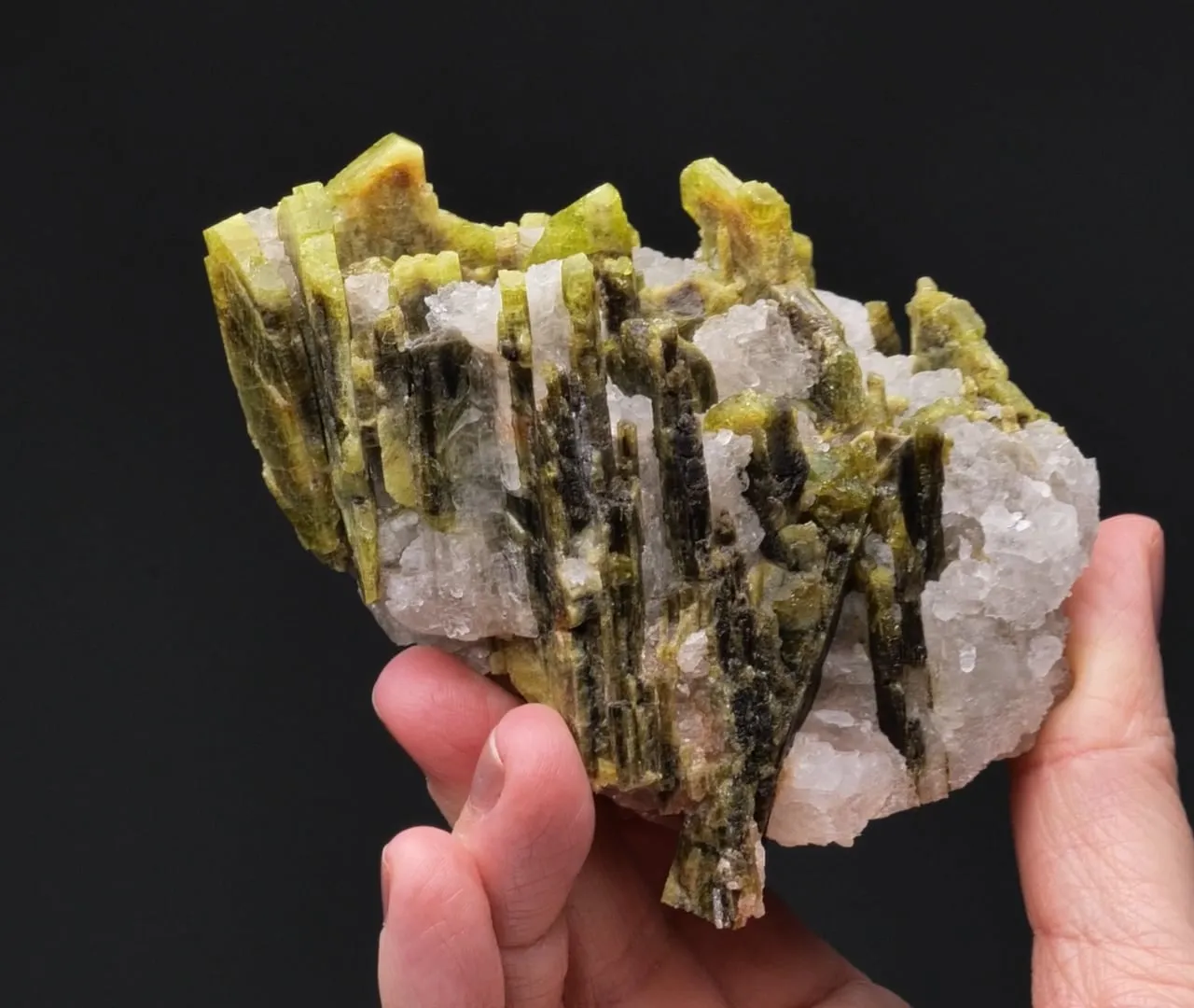 Chrysoberyl with Quartz - image 2