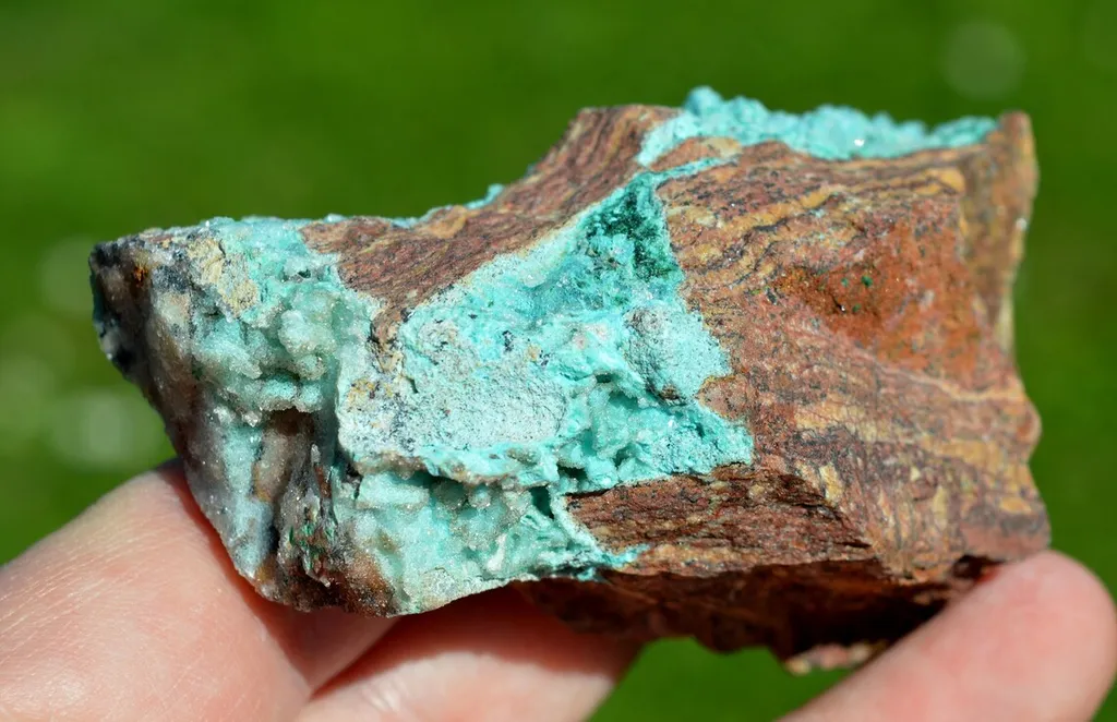 Chrysocolla after Malachite after Anhydrite & quartz - 156 grams - Tenke-Fungurume area, DR Congo - image 7