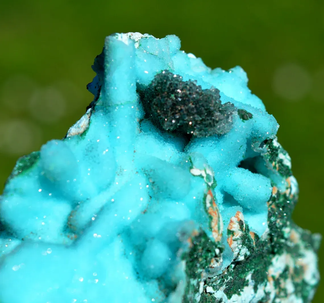 Chrysocolla after Malachite after Anhydrite & quartz - 270 grams - Tenke-Fungurume area, DR Congo - image 3