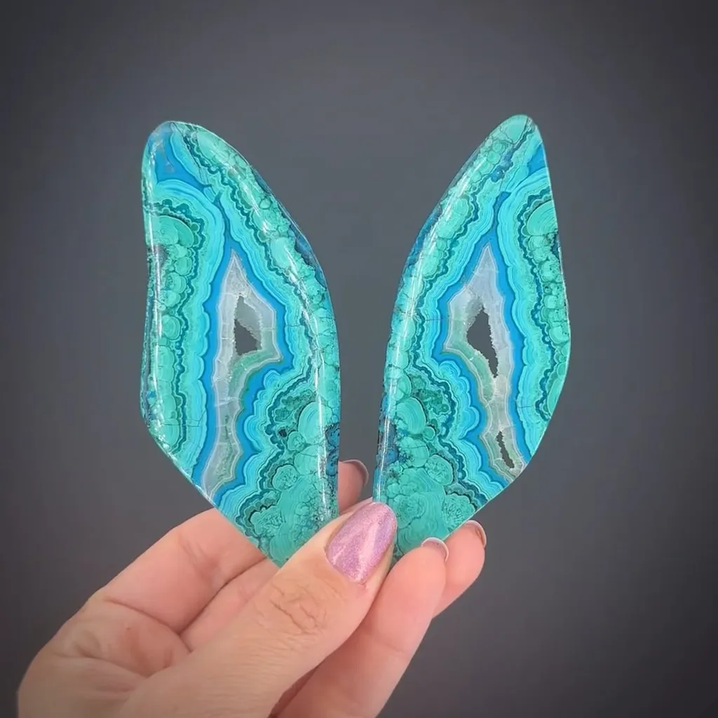 Chrysocolla with Malachite and Quartz (pair) image