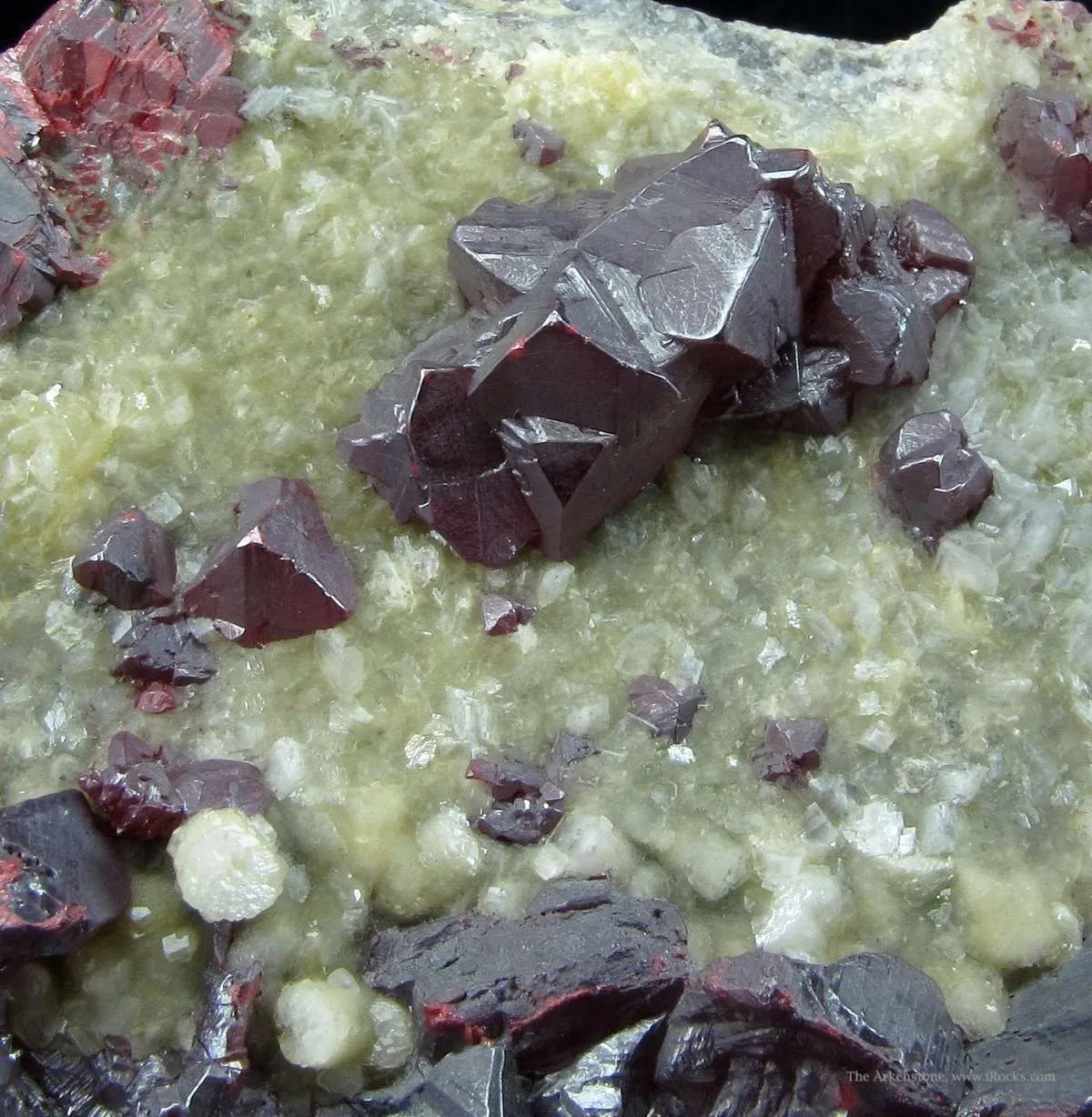 Cinnabar and Calcite - image 4