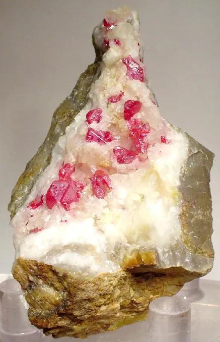 Cinnabar, Calcite image