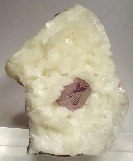 Cinnabar, Calcite image