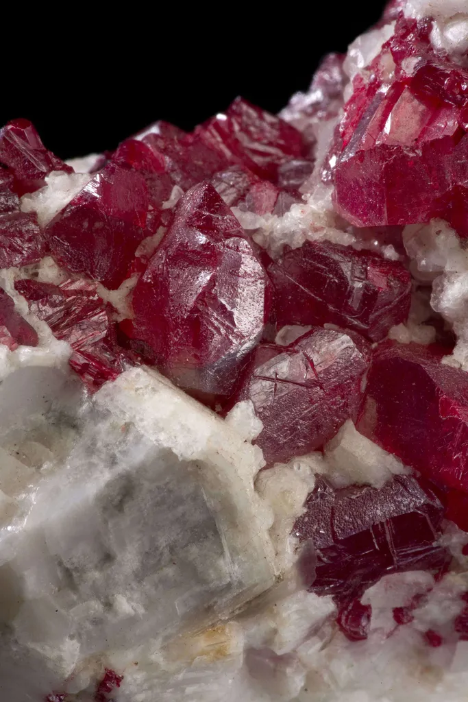 Cinnabar on Calcite - image 5