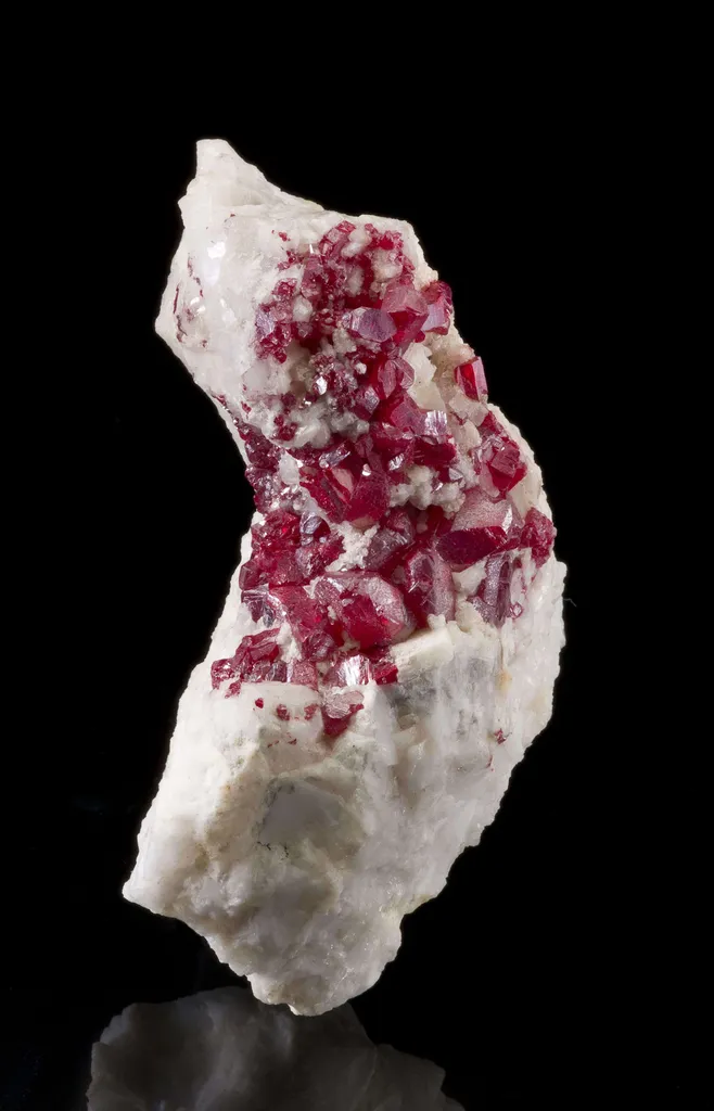 Cinnabar on Calcite image