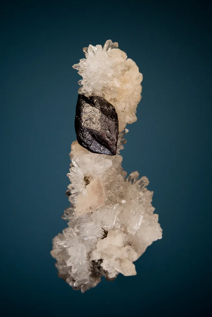 Cinnabar on Quartz image