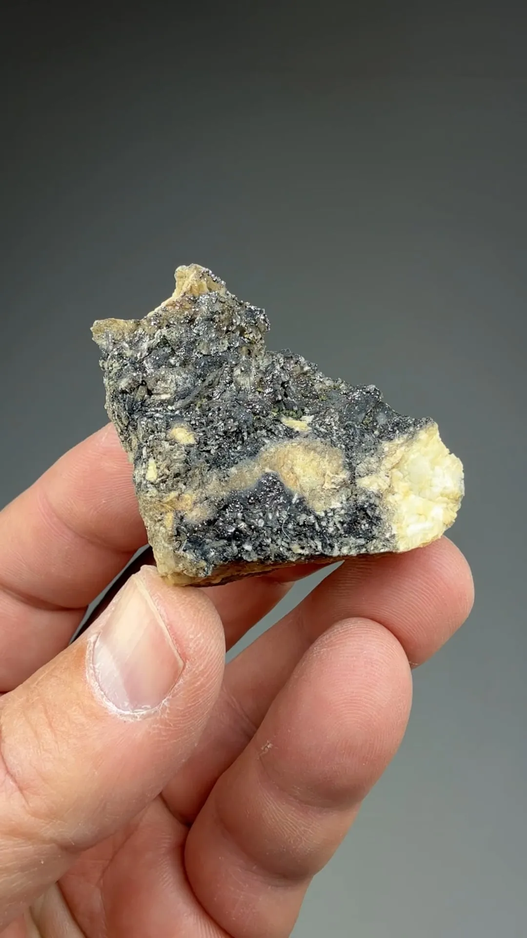 Cinnabar with Tennantite - image 2