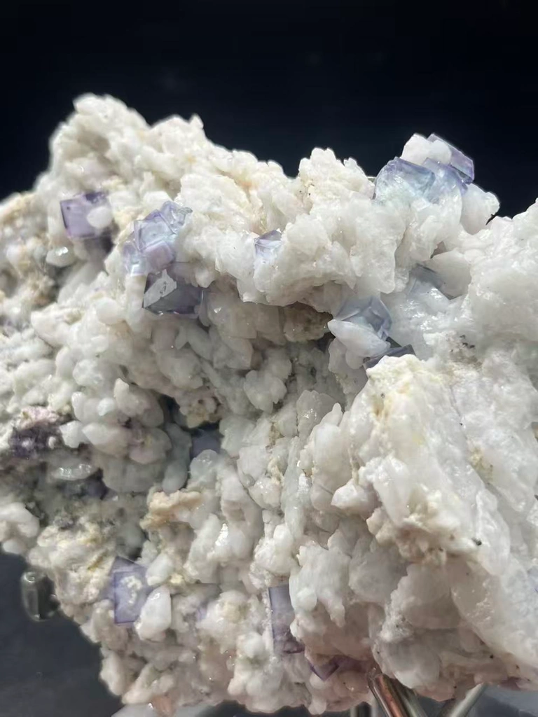 Classic Yaogangxian “Blue‑and‑White Porcelain” Fluorite, Cubic Purple‑edge Fluorite & Dolomite Association, Geological Collecting Raw Ore - image 4
