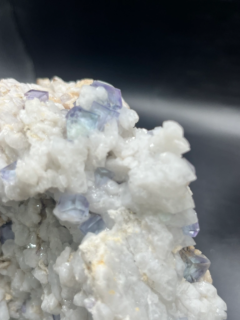 Classic Yaogangxian “Blue‑and‑White Porcelain” Fluorite, Cubic Purple‑edge Fluorite & Dolomite Association, Geological Collecting Raw Ore - image 7