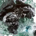 Clinoatacamite on Quartz - image 6