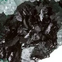 Clinoatacamite on Quartz - image 4