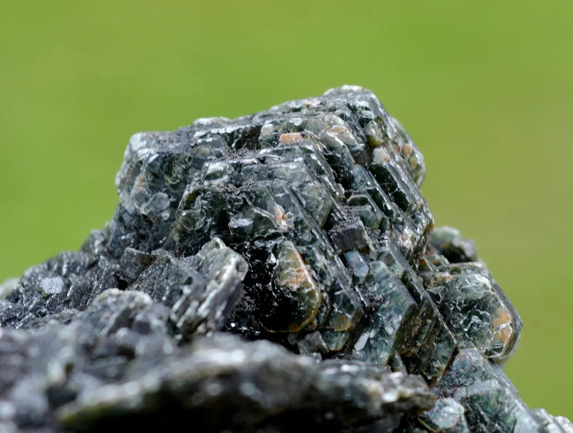 Clinochlore 103 grams - Koukouri diggings, Trantimou, Bafoulabé Circle, Kayes Region, Mali - image 5