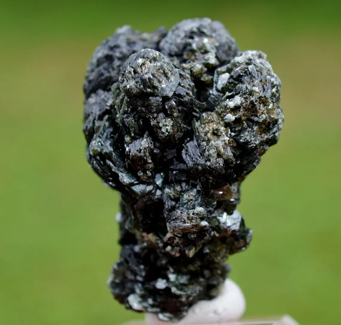 Clinochlore 113 grams - Koukouri diggings, Trantimou, Bafoulabé Circle, Kayes Region, Mali - image 4