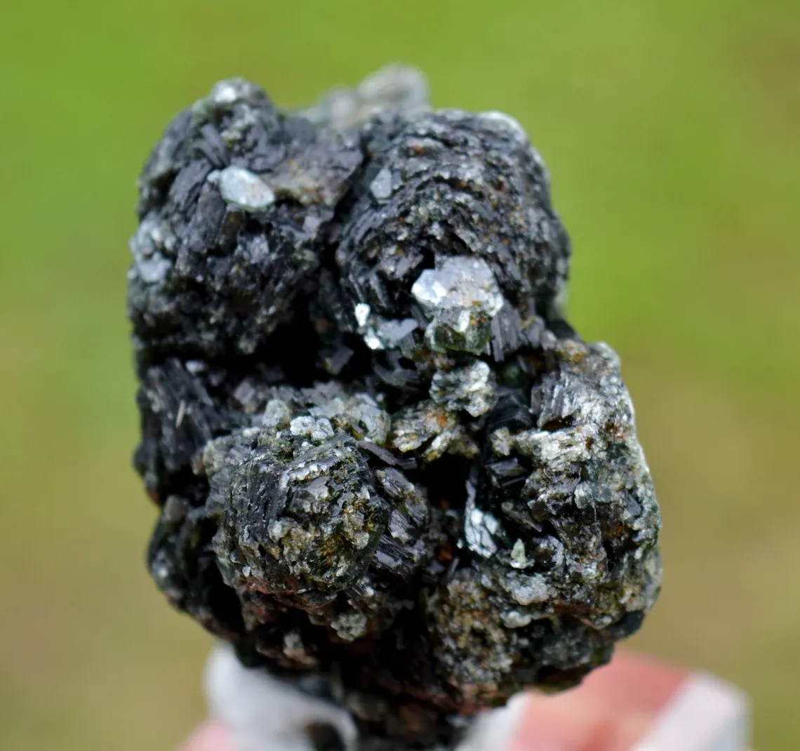 Clinochlore 113 grams - Koukouri diggings, Trantimou, Bafoulabé Circle, Kayes Region, Mali - image 5