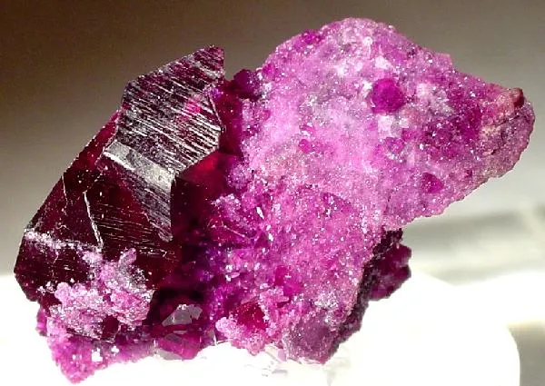 Clinochlore (Var: Chromian Clinochlore) image