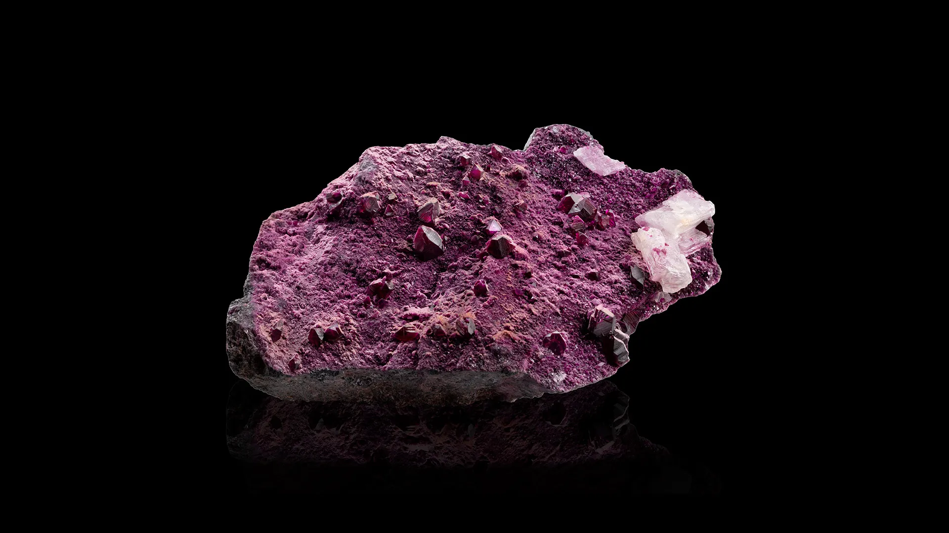 Clinochlore (var. Kämmererite) - image 1