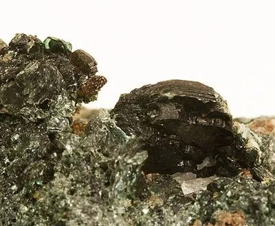 Clinochlore (Var: Ripidolite) - image 2