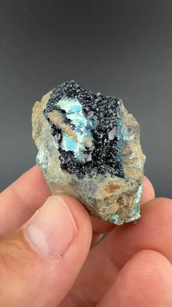 Clinoclase image