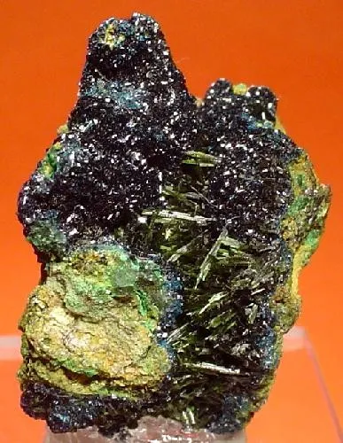Clinoclase, Olivenite image
