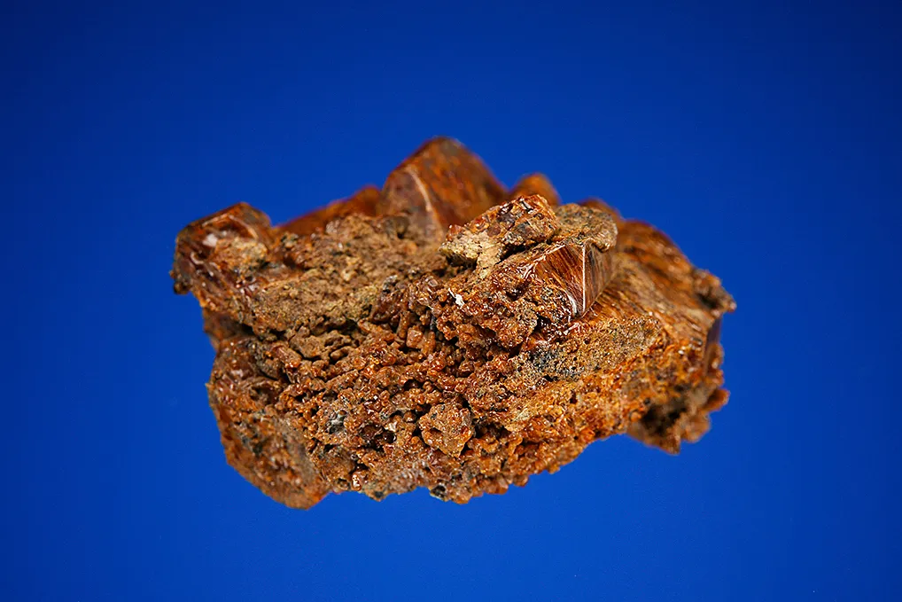 Clinohumite (repaired) - image 3