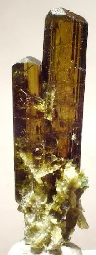 Clinozoisite image