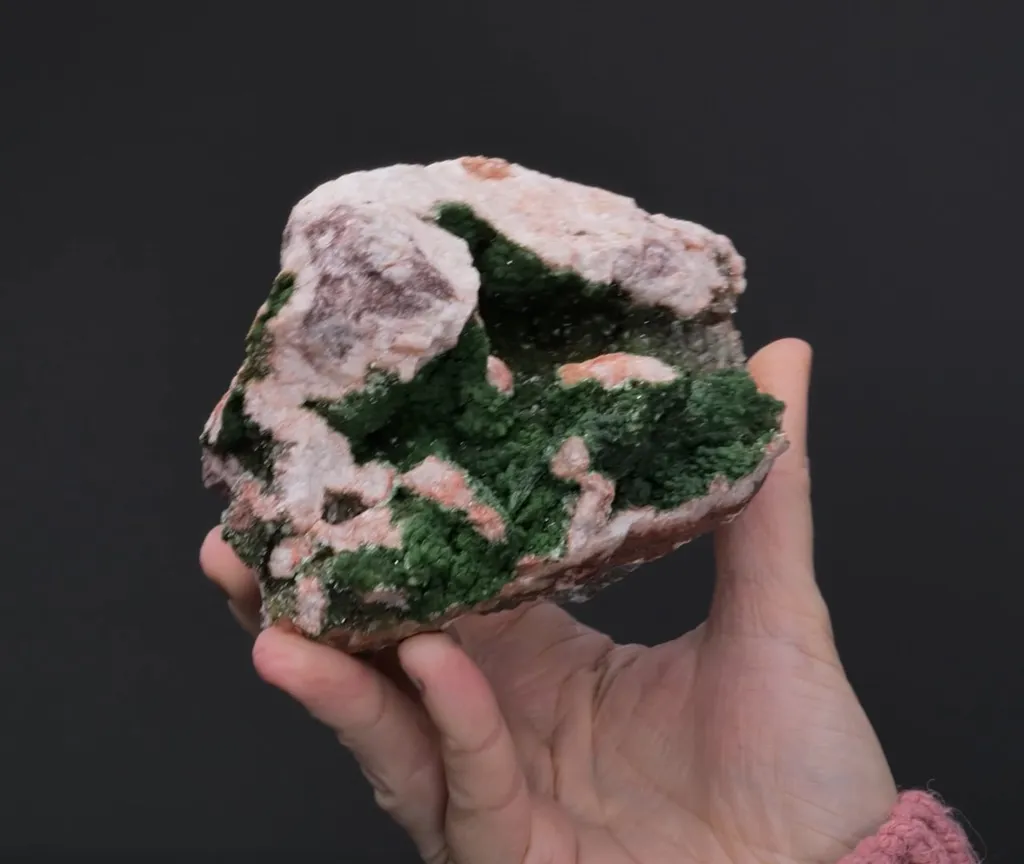 COBALTAUSTINITE on Calcite - image 2