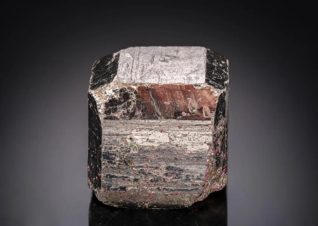 Cobaltite image