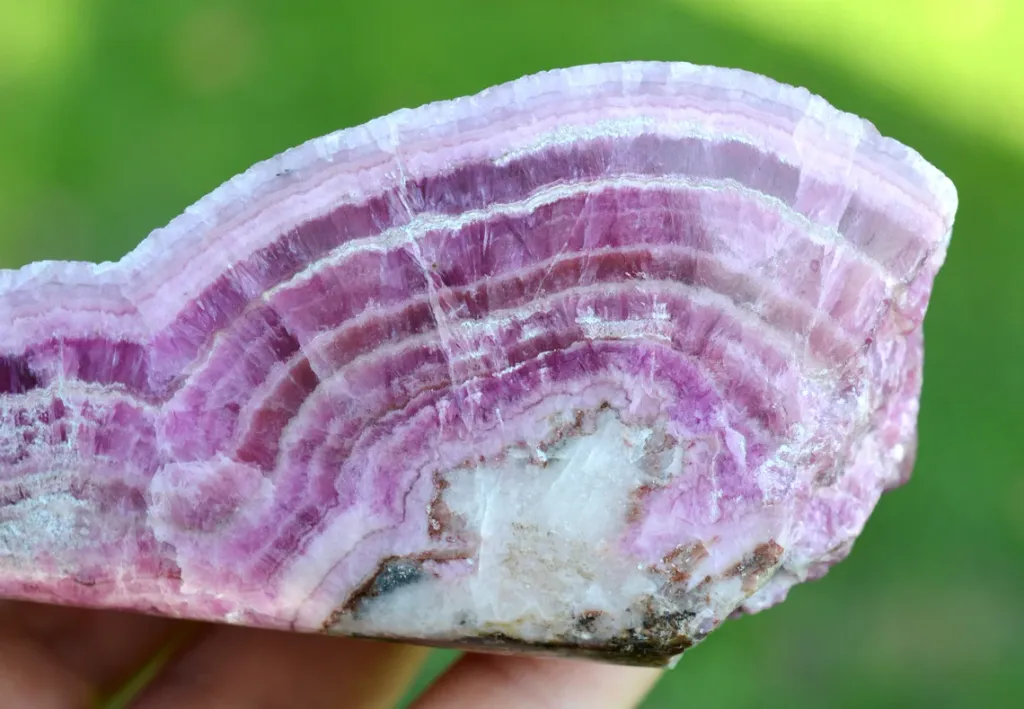 Cobalto-calcite - 554 grams - Bou Azzer mining district, Drâa-Tafilalet Region, Morocco - image 5