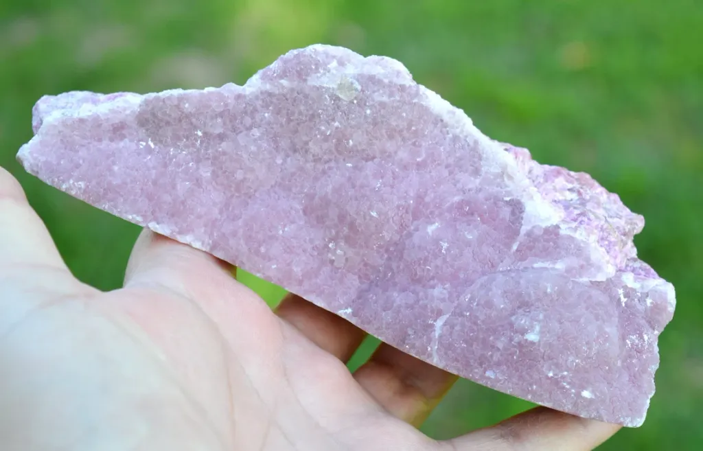Cobalto-calcite - 554 grams - Bou Azzer mining district, Drâa-Tafilalet Region, Morocco - image 3
