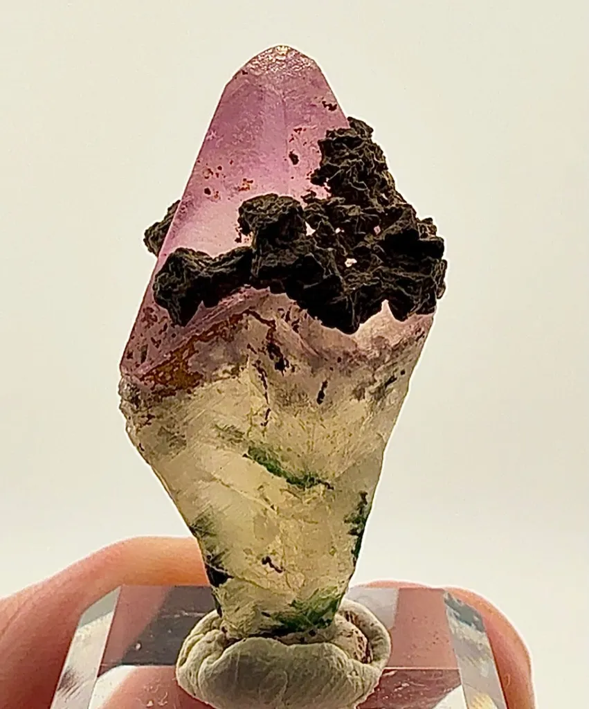 COBALTOAN Calcite — DRC CONTRAST AT ITS BEST image