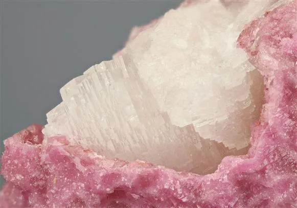 COBALTOAN Dolomite on Calcite image