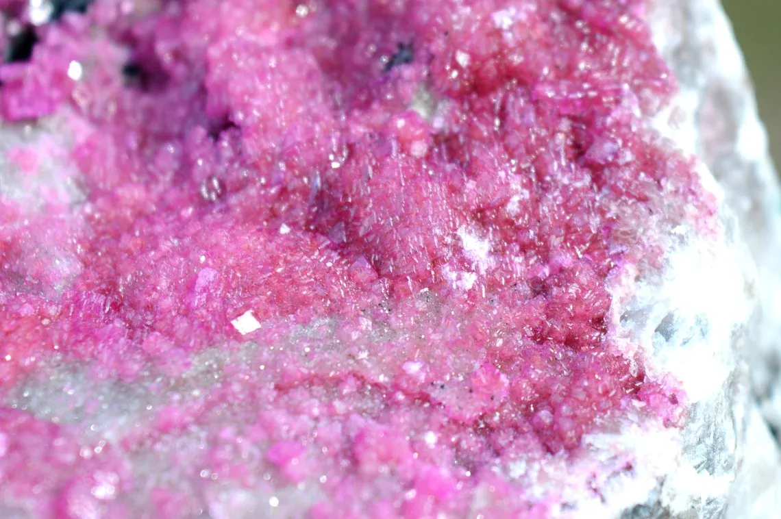 Cobaltocalcite & Heterogenite - 234 grams - Mashamba West Mine, Kolwezi, Lualaba, DR Congo - image 5