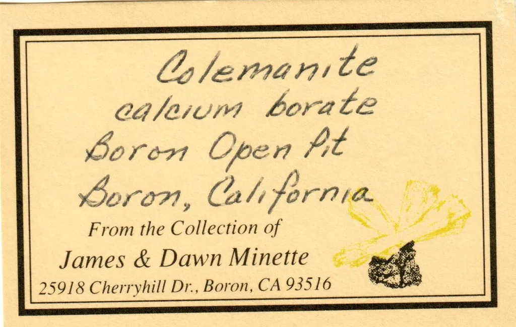 Colemanite - image 8