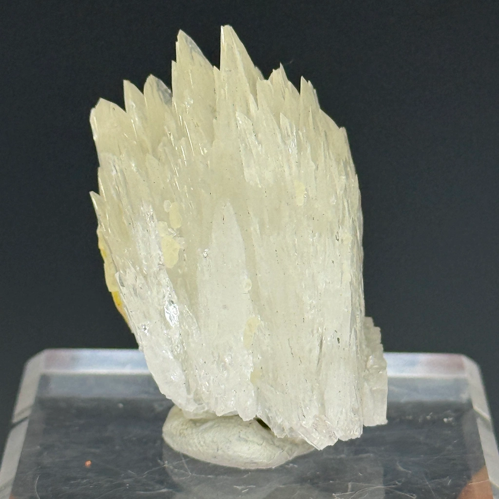 Colemanite from Rio Tinto Mine, Boron, California, USA image