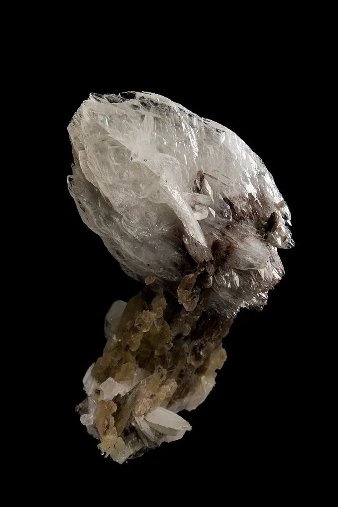 Colemanite on Calcite image