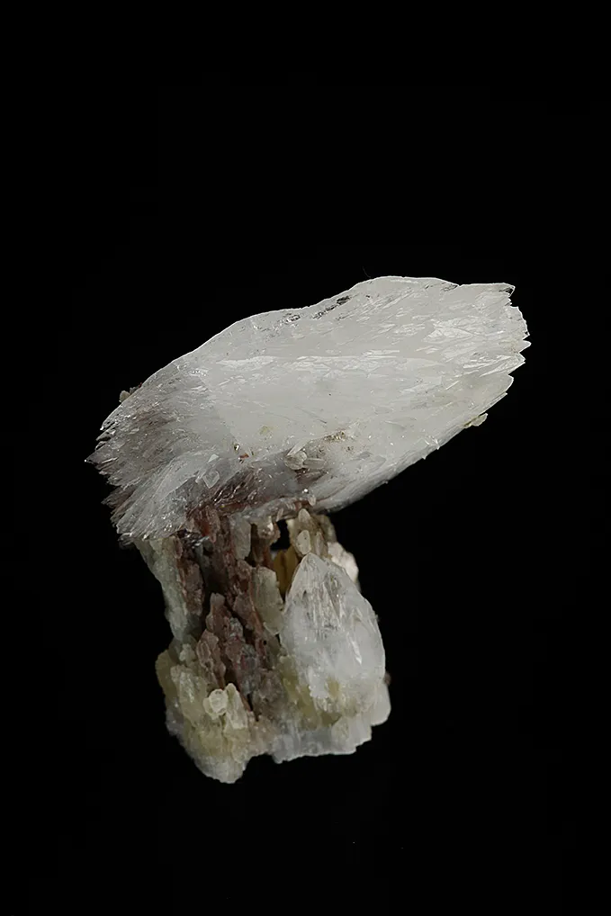 Colemanite on Calcite - image 3